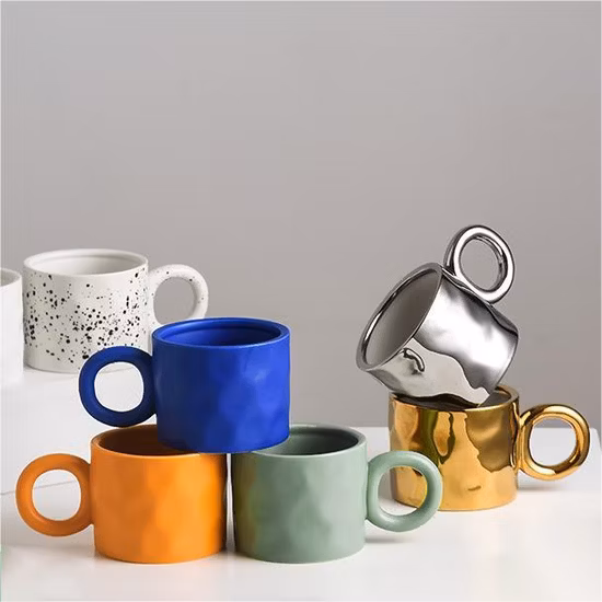 Tazza in ceramica, tazza in porcellana, stoviglie, tazza smaltata pura, servizio da tè, utensili da cucina, decorazioni con motivi cromatici, logo e design personalizzati