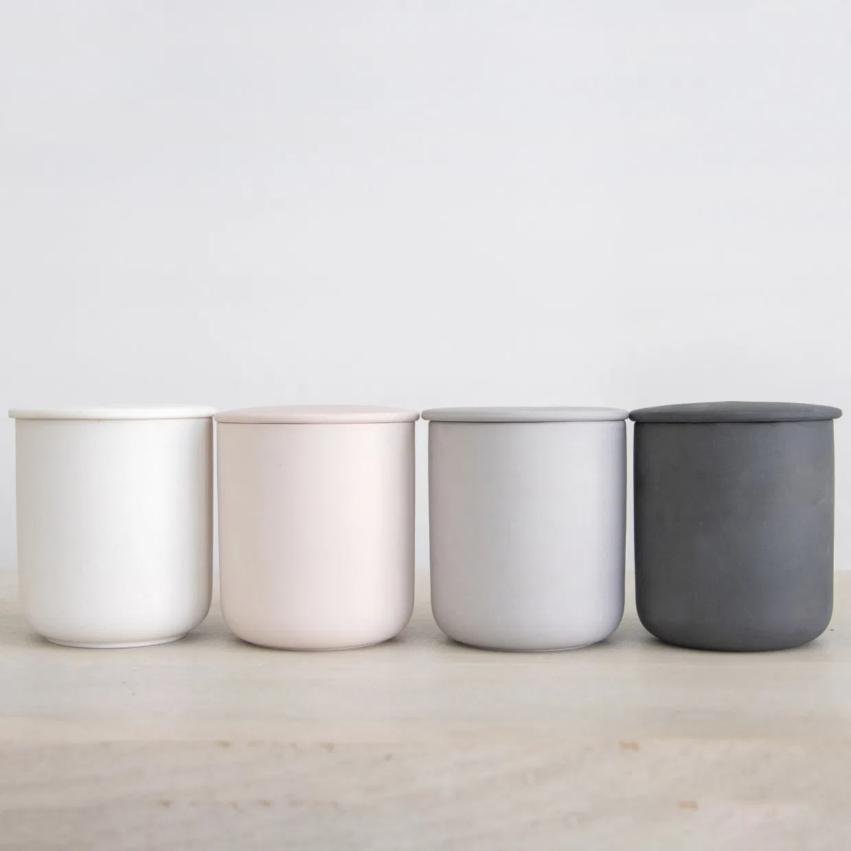 Personalizzazione del modello Barattolo portacandele nordico opaco Tazza portacandele in ceramica personalizzata con coperchio